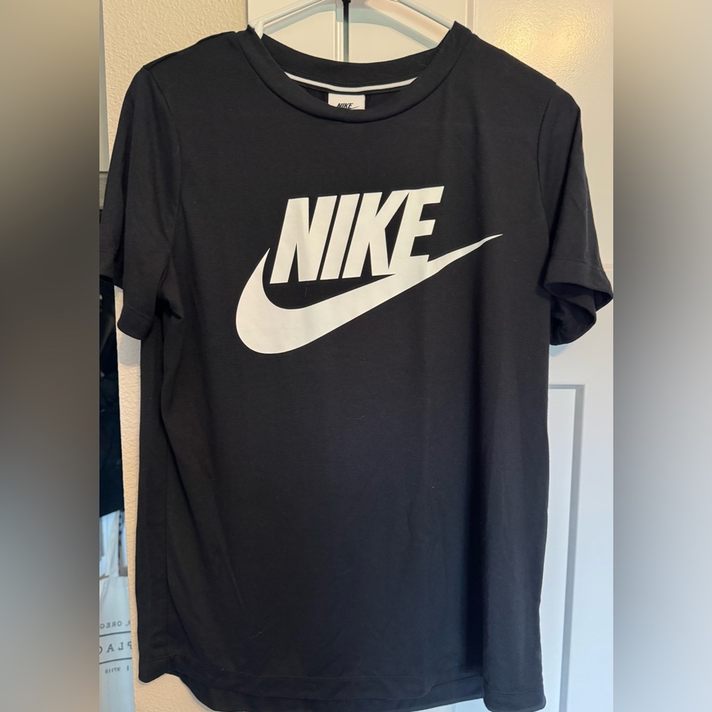 Womens Nike Top